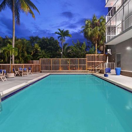 Motel 6-Cutler Bay, Fl Exteriör bild