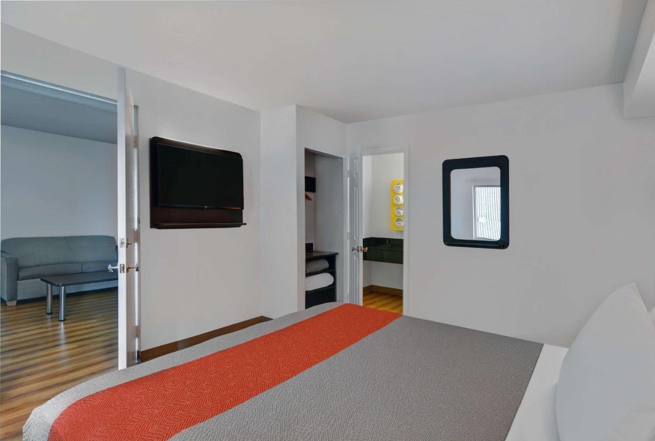 Motel 6-Cutler Bay, Fl Exteriör bild