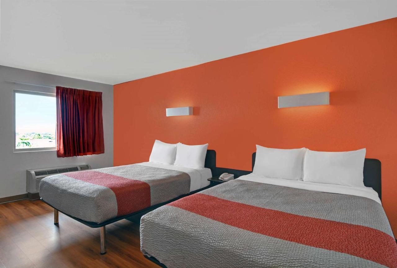 Motel 6-Cutler Bay, Fl Exteriör bild