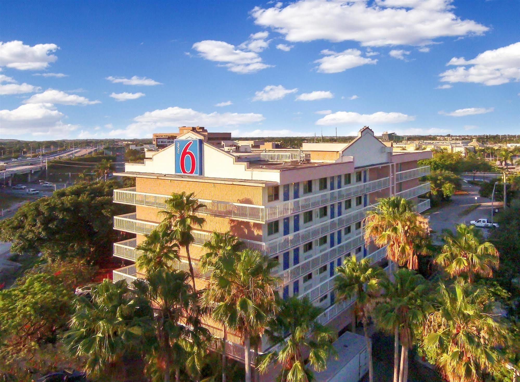 Motel 6-Cutler Bay, Fl Exteriör bild