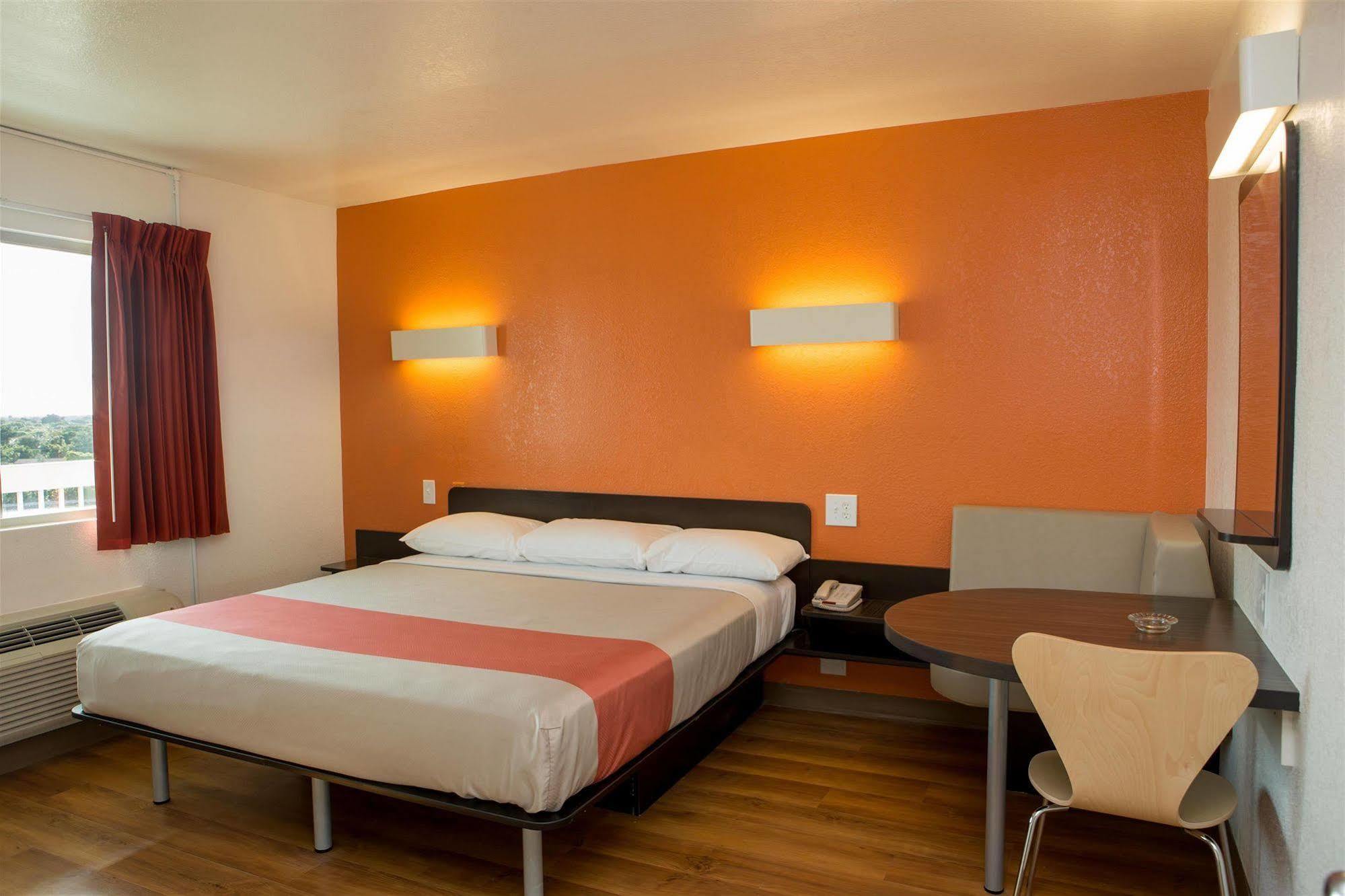 Motel 6-Cutler Bay, Fl Exteriör bild