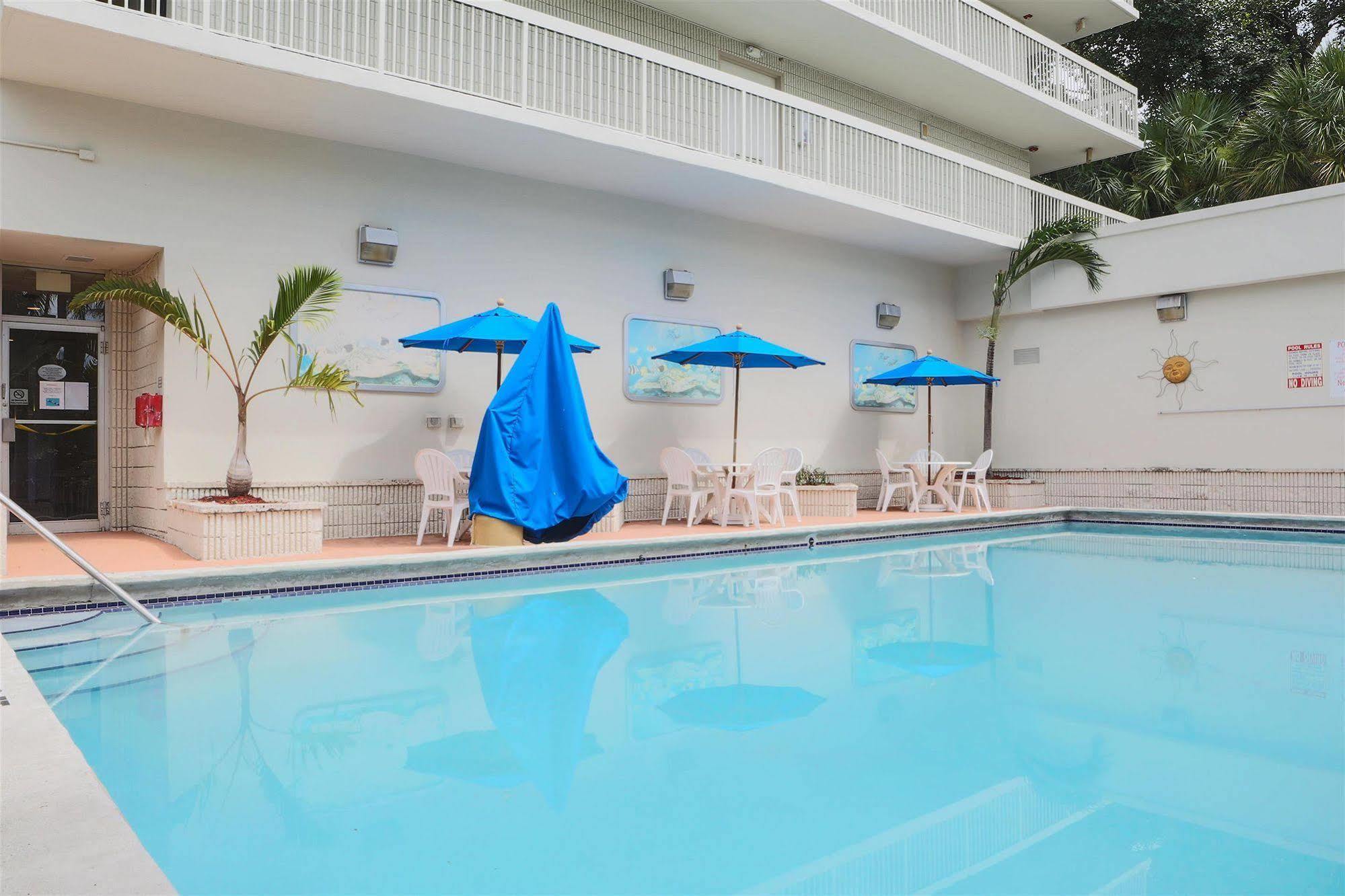 Motel 6-Cutler Bay, Fl Exteriör bild