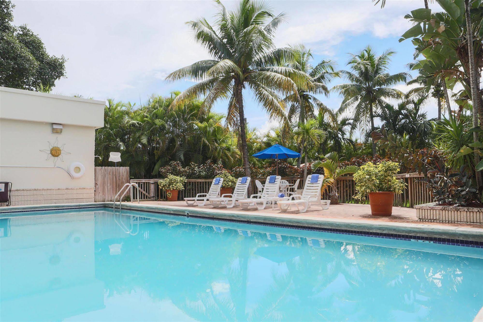 Motel 6-Cutler Bay, Fl Exteriör bild